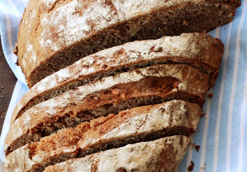 5 Best Bread Baking Cloches 2024, Tested by Experts