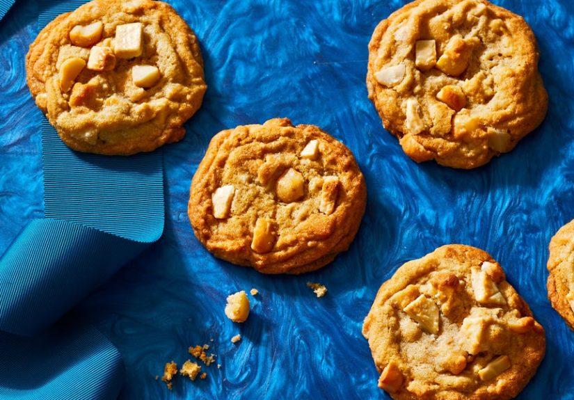 Best White Chocolate Macadamia Nut Cookies Recipe - How To Make White Chocolate Macadamia Nut Cookies