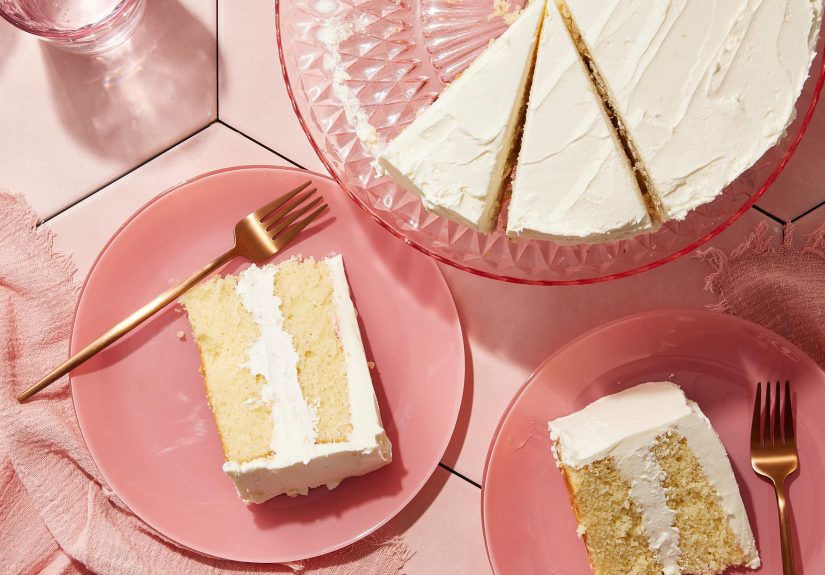 How to Make a Cake from Scratch That Looks Bakery-Made