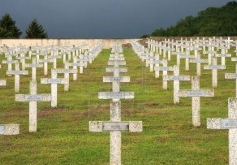 10 Fascinating Graveyards You Must See