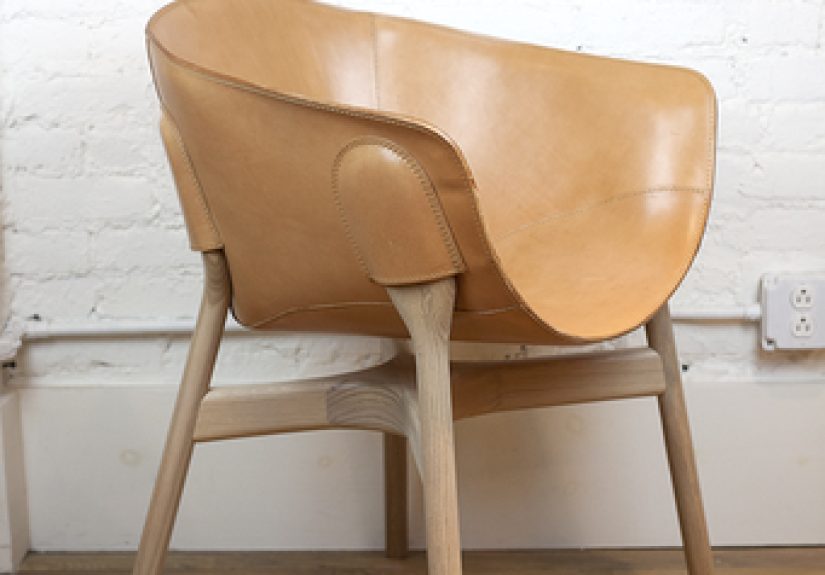 Discipline Pocket Chair