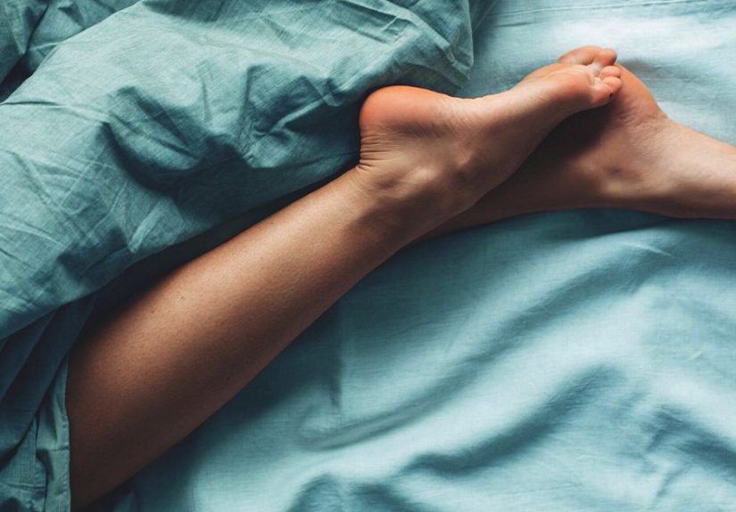How to Relieve UTI Pain at Night: Medical and Home Remedies