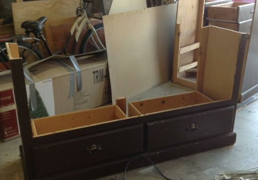 How to Turn an Old Dresser to Bench Seat