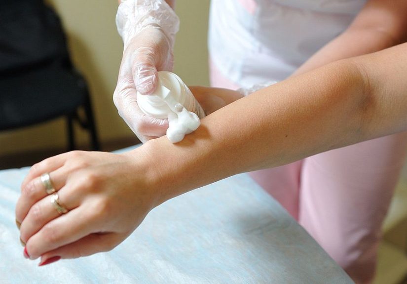 Nair Burning: How to Treat It, and Precautions Before You Use It