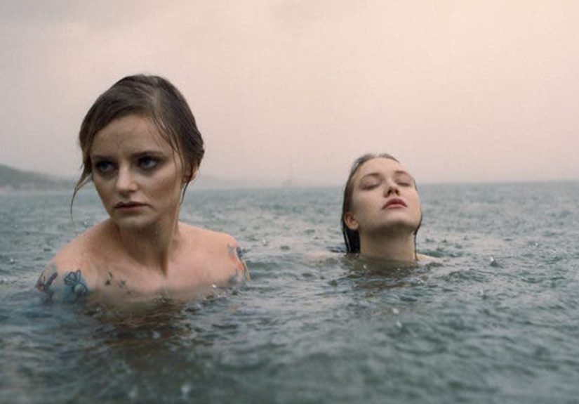 Photographer Uses An Analog Camera To Capture Eerie And Surreal Photos Of People (30 Pics)