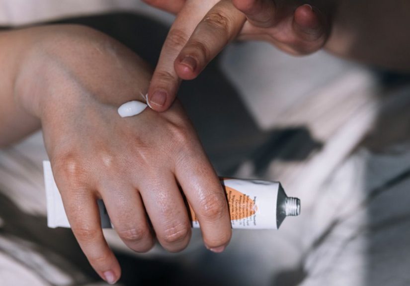 Triamcinolone Acetonide for Eczema: How it Works and Side Effects