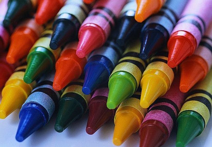 #805 The smell of crayons - 1000 Awesome Things