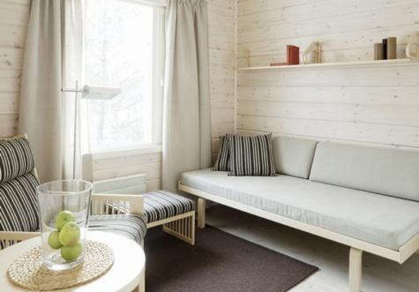 Furniture: Alvar Aalto 710 Daybed