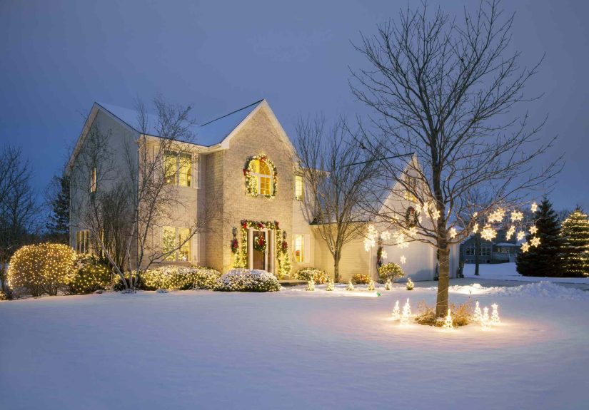 How Long Can You Keep Outdoor Christmas Lights On Without Annoying Neighbors?