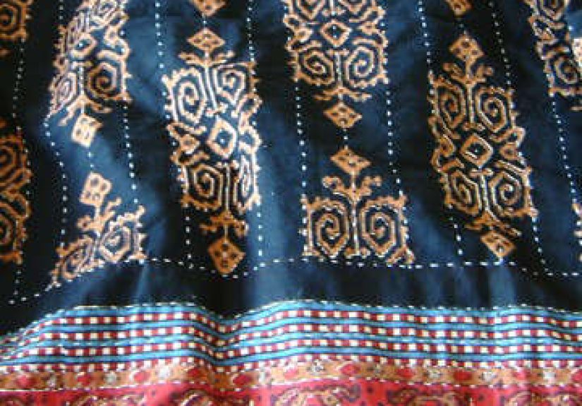 Kilim Noir - Exotic Designer Black Gold Quilted King Bedspread