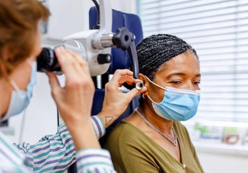 Microsuction for Earwax Removal: Benefits and Side Effects