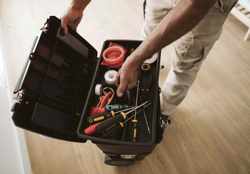 The Humble Household Item Contractors Secretly Use on Job Sites Every Day