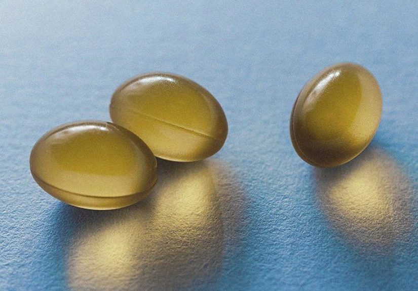Fish Oil for Hair: Benefits for Hair Growth, Thickness, and How to Use