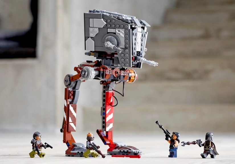 This Best-Selling ‘Star Wars: The Mandalorian’ Lego Kit Is on Sale for 43% Off for May the 4th